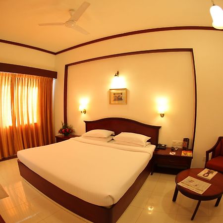 Hotel Rathna Residency Coimbatore Buitenkant foto